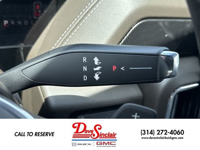 GMC Yukon Vehicle Full-screen Gallery Image 20
