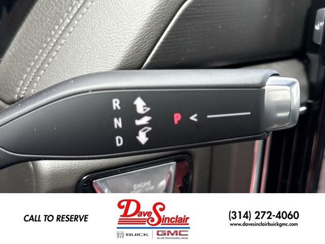 GMC Yukon Vehicle Full-screen Gallery Image 20