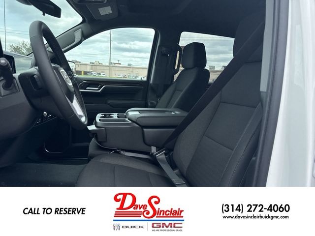 GMC Sierra 1500 Vehicle Full-screen Gallery Image 11