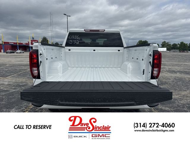 GMC Sierra 1500 Vehicle Full-screen Gallery Image 23