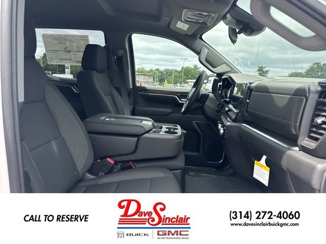 GMC Sierra 1500 Vehicle Full-screen Gallery Image 24
