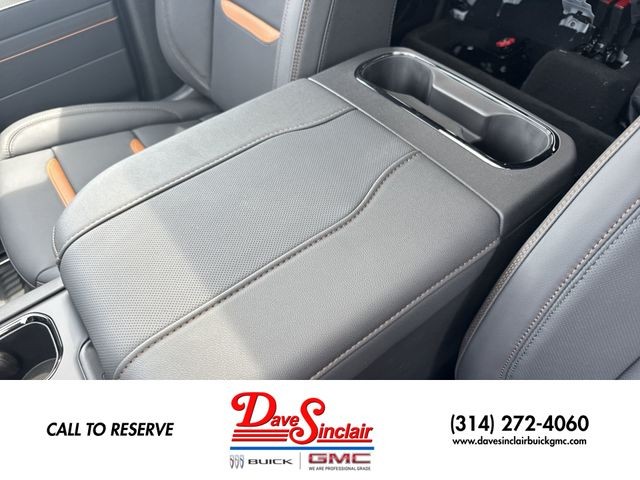 GMC Sierra 1500 Vehicle Full-screen Gallery Image 21