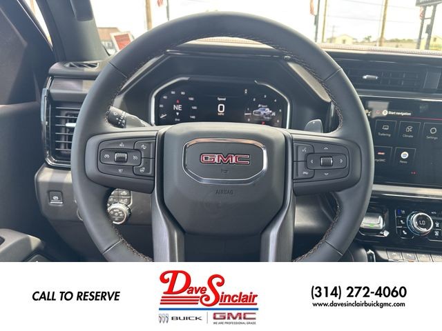 GMC Sierra 1500 Vehicle Full-screen Gallery Image 14