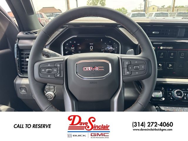 GMC Sierra 1500 Vehicle Full-screen Gallery Image 14