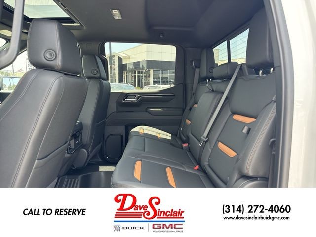 GMC Sierra 1500 Vehicle Full-screen Gallery Image 23