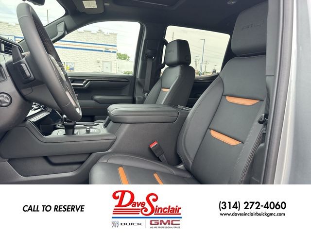 GMC Sierra 1500 Vehicle Full-screen Gallery Image 11