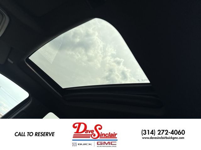 GMC Sierra 1500 Vehicle Full-screen Gallery Image 22