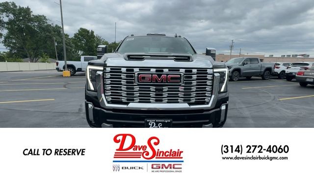 GMC Sierra 3500HD Vehicle Full-screen Gallery Image 03