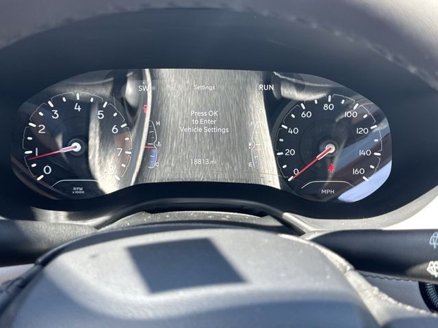 Jeep Compass Vehicle Full-screen Gallery Image 15