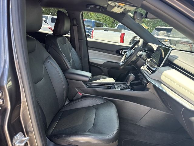 Jeep Compass Vehicle Full-screen Gallery Image 30