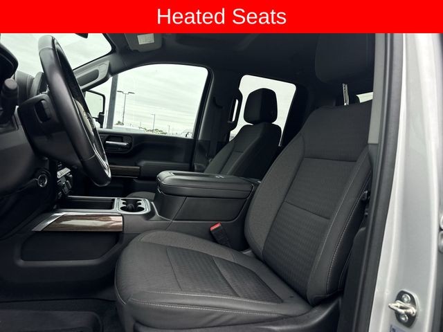 Chevrolet Silverado 2500HD Vehicle Full-screen Gallery Image 22