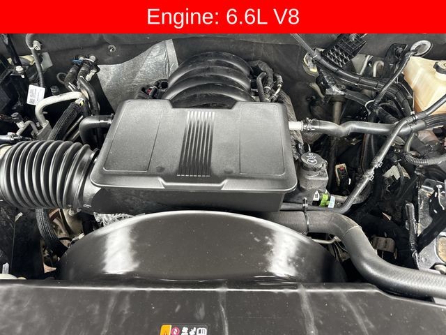 Chevrolet Silverado 2500HD Vehicle Full-screen Gallery Image 32