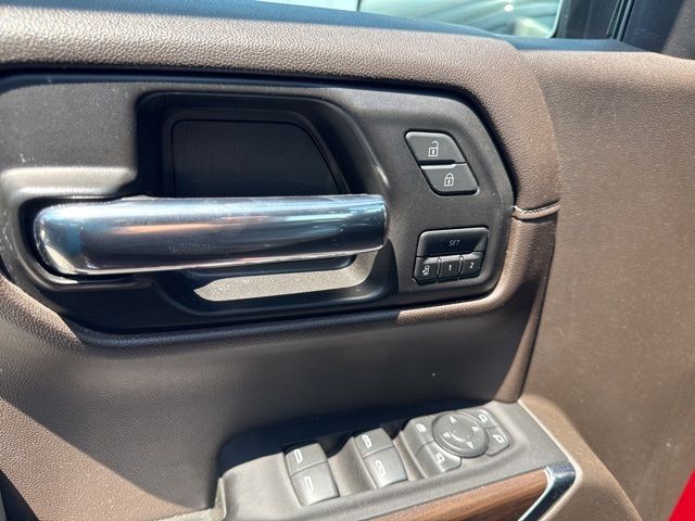 GMC Sierra 1500 Limited Vehicle Full-screen Gallery Image 22