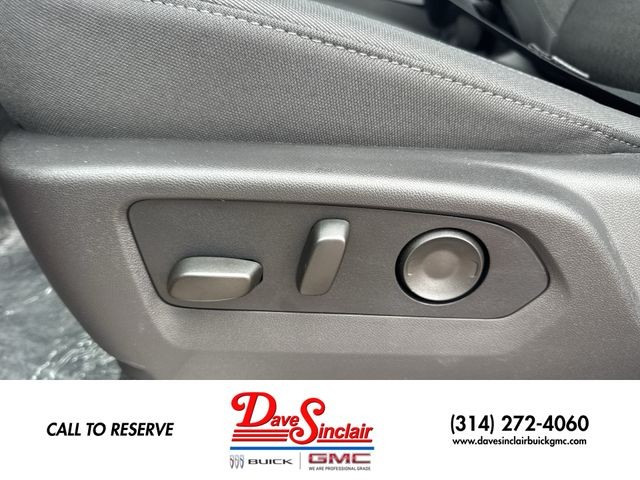 GMC Sierra 1500 Vehicle Full-screen Gallery Image 12