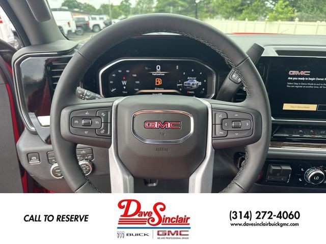 GMC Sierra 1500 Vehicle Full-screen Gallery Image 14