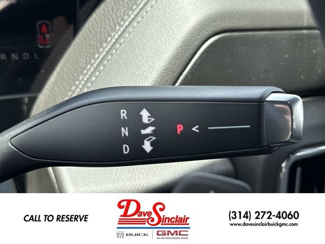 GMC Yukon XL Vehicle Full-screen Gallery Image 20