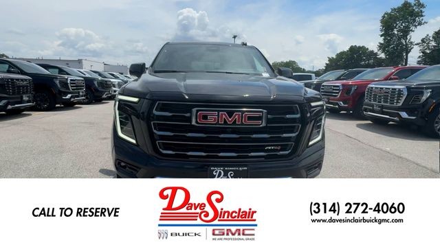 GMC Yukon Vehicle Full-screen Gallery Image 03