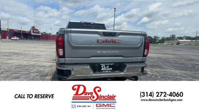 GMC Sierra 2500HD Vehicle Full-screen Gallery Image 07