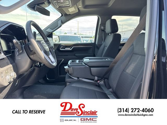 GMC Sierra 1500 Vehicle Full-screen Gallery Image 11