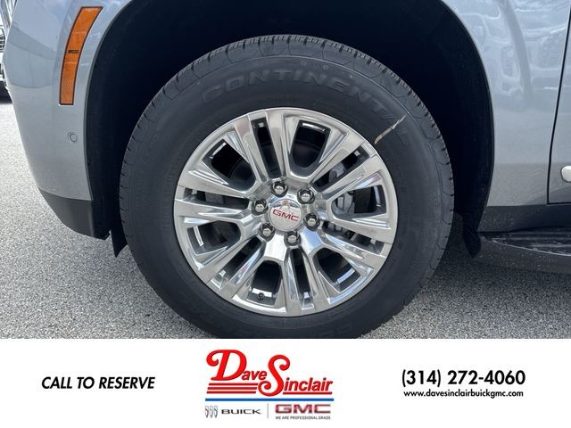 GMC Yukon XL Vehicle Full-screen Gallery Image 10