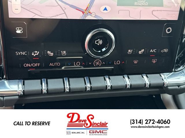 GMC Yukon XL Vehicle Full-screen Gallery Image 19