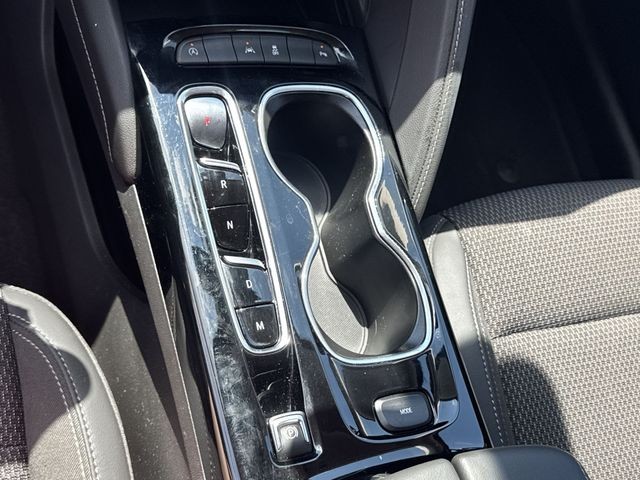 Buick Envision Vehicle Full-screen Gallery Image 19