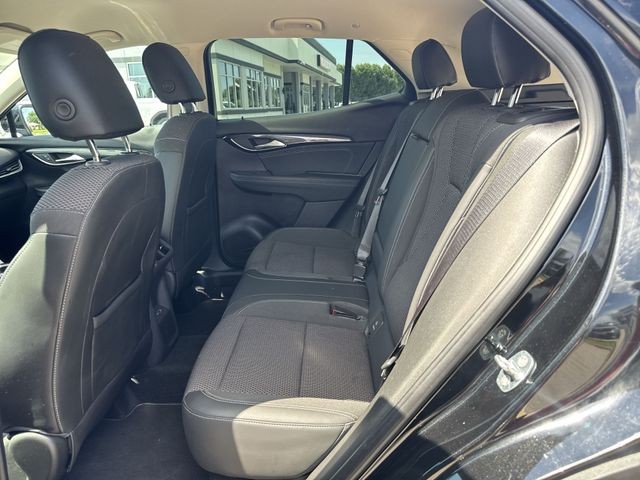 Buick Envision Vehicle Full-screen Gallery Image 27