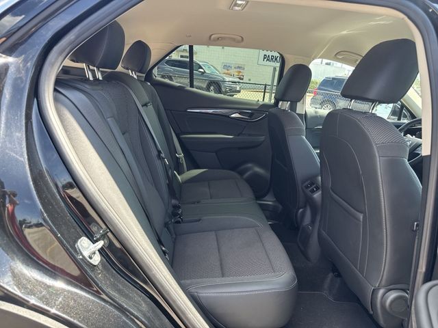 Buick Envision Vehicle Full-screen Gallery Image 29