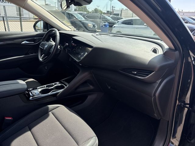 Buick Envision Vehicle Full-screen Gallery Image 31