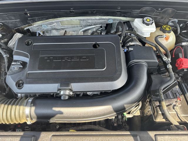Buick Envision Vehicle Full-screen Gallery Image 32