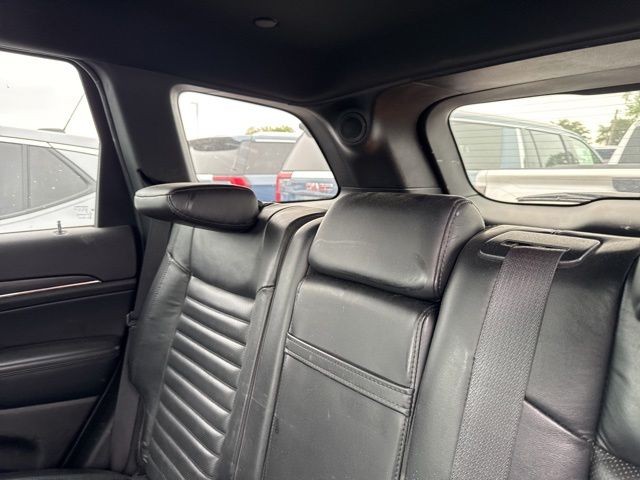 Jeep Grand Cherokee Vehicle Full-screen Gallery Image 07
