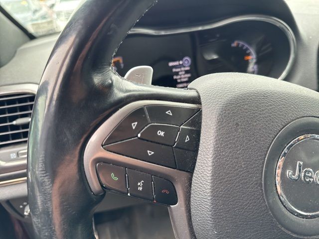 Jeep Grand Cherokee Vehicle Full-screen Gallery Image 10