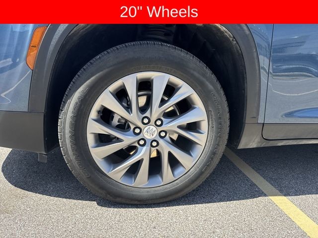 Buick Enclave Vehicle Full-screen Gallery Image 37