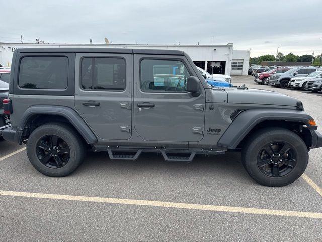 Jeep Wrangler Unlimited Vehicle Full-screen Gallery Image 09