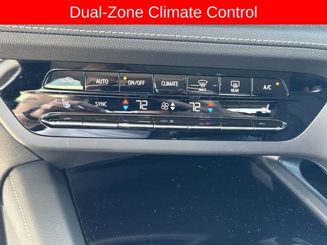 Buick Envision Vehicle Full-screen Gallery Image 17