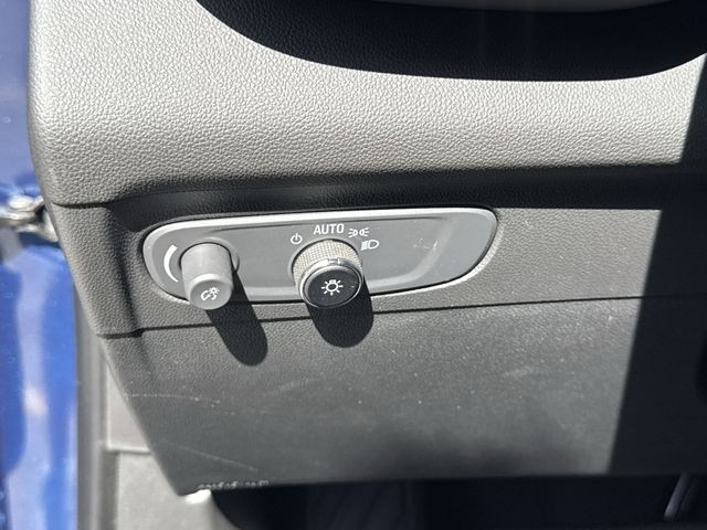 Buick Envision Vehicle Full-screen Gallery Image 33