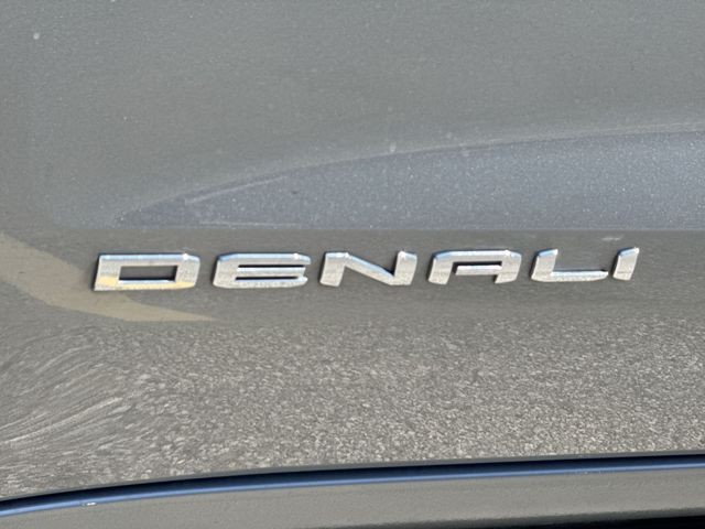 GMC Sierra 1500 Vehicle Full-screen Gallery Image 37