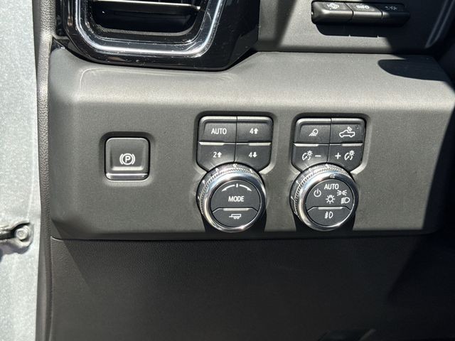 GMC Sierra 1500 Vehicle Full-screen Gallery Image 40