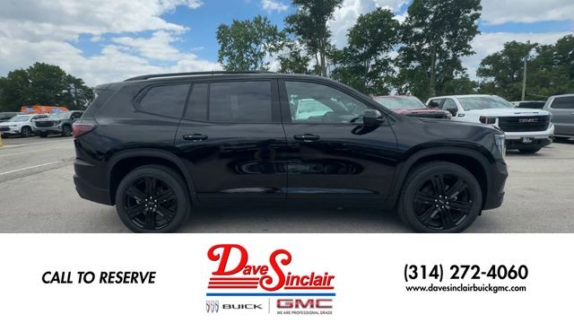 GMC Acadia Vehicle Full-screen Gallery Image 09