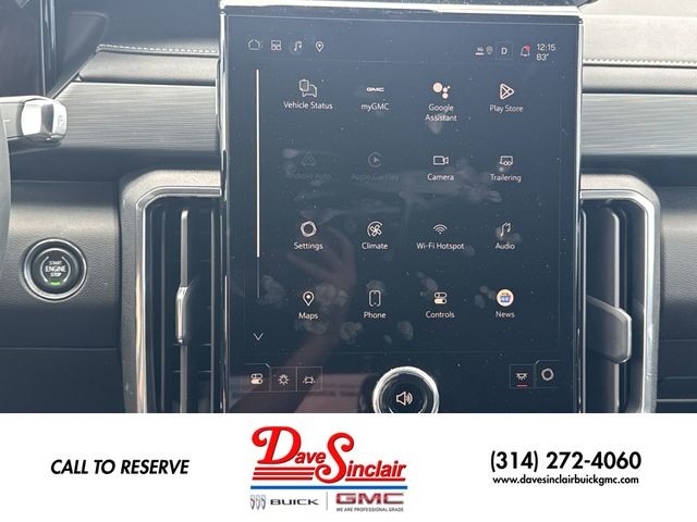 GMC Acadia Vehicle Full-screen Gallery Image 16