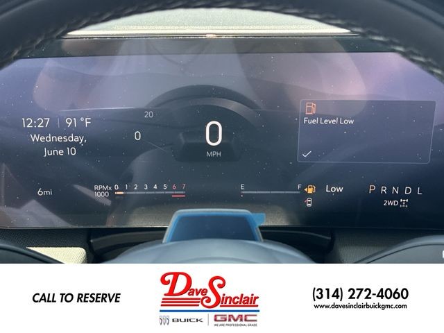 Buick Enclave Vehicle Full-screen Gallery Image 15
