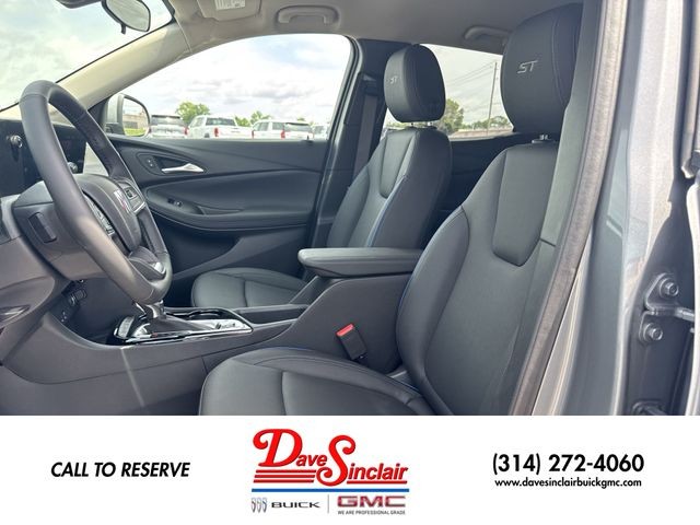 Buick Encore GX Vehicle Full-screen Gallery Image 11