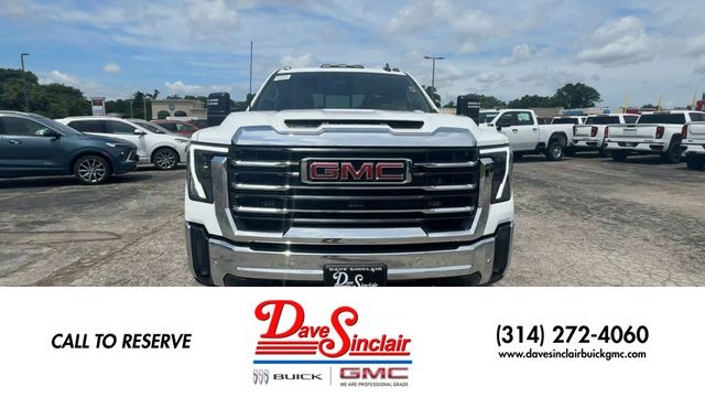 GMC Sierra 2500HD Vehicle Full-screen Gallery Image 03