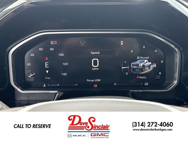 GMC Sierra 2500HD Vehicle Full-screen Gallery Image 15