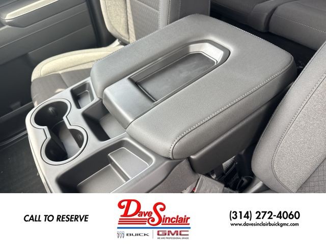 GMC Sierra 2500HD Vehicle Full-screen Gallery Image 21