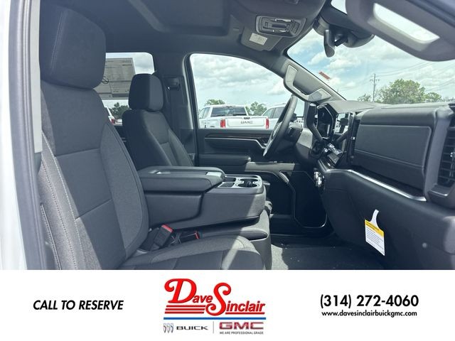 GMC Sierra 2500HD Vehicle Full-screen Gallery Image 24