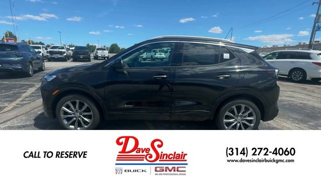 Buick Encore GX Vehicle Full-screen Gallery Image 05