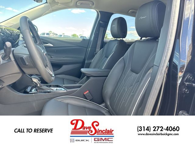Buick Encore GX Vehicle Full-screen Gallery Image 11