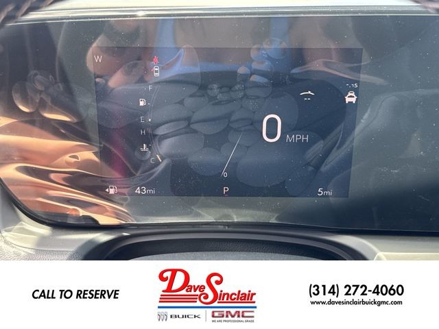 Buick Encore GX Vehicle Full-screen Gallery Image 15