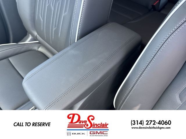 Buick Encore GX Vehicle Full-screen Gallery Image 20